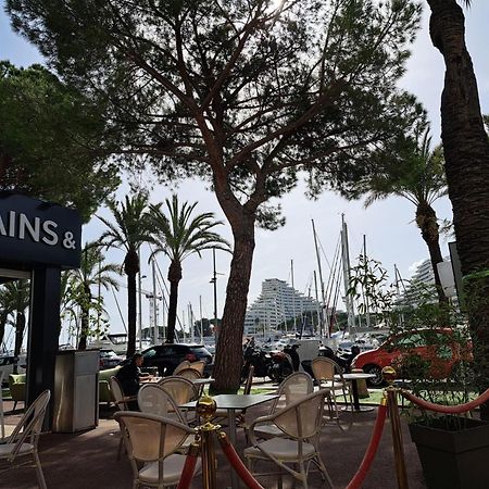 2 Pieces Rez-De-Jardin Dans Maison Avec Piscine Villeneuve-Loubet Kültér fotó