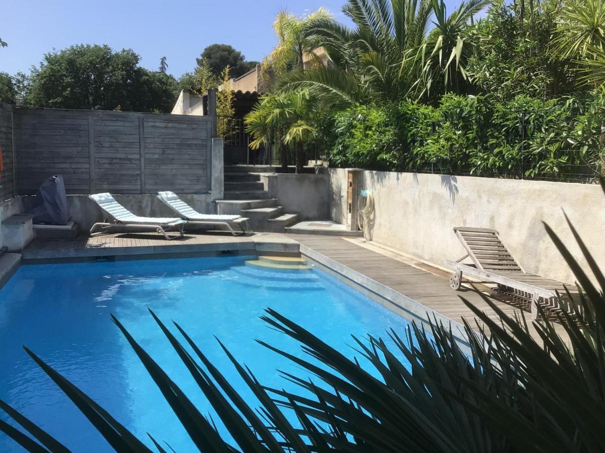 2 Pieces Rez-De-Jardin Dans Maison Avec Piscine Villeneuve-Loubet Kültér fotó