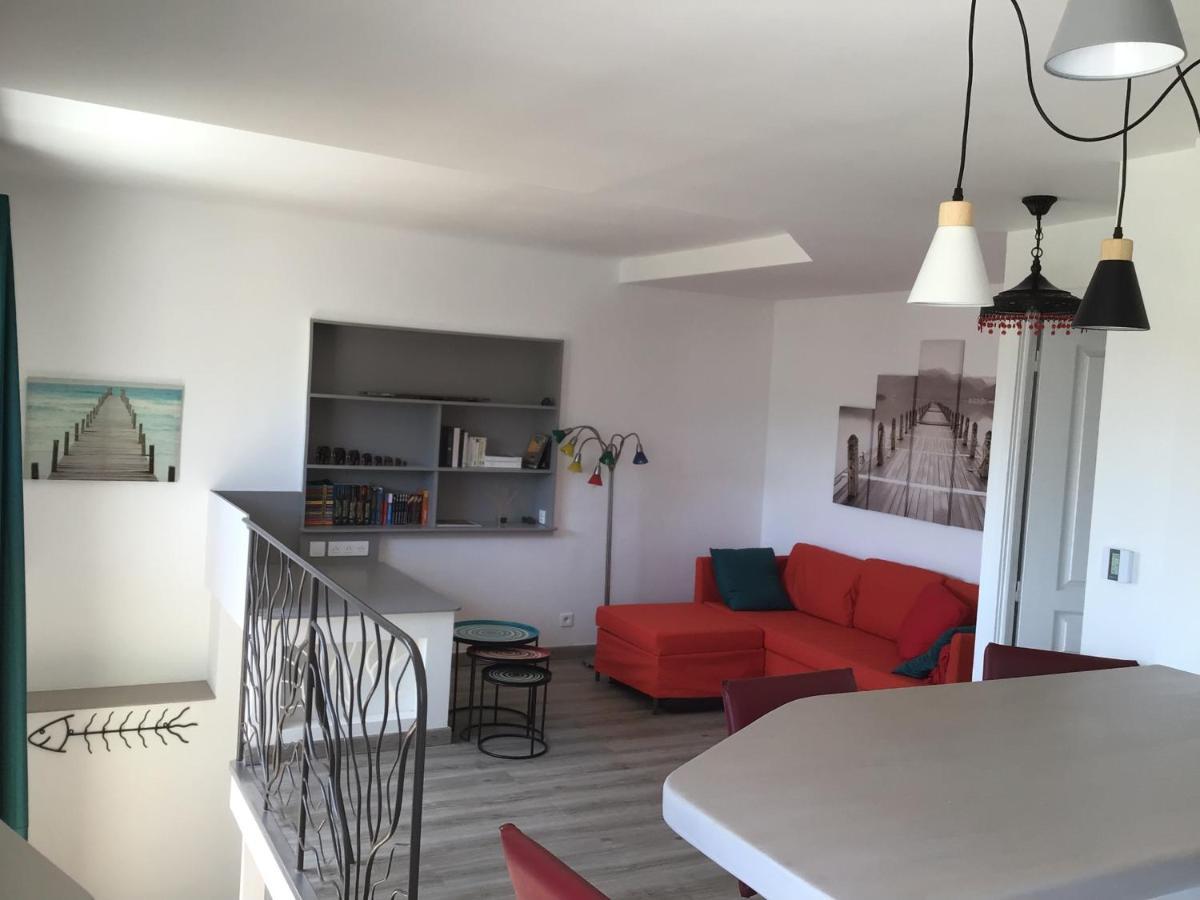 2 Pieces Rez-De-Jardin Dans Maison Avec Piscine Villeneuve-Loubet Kültér fotó