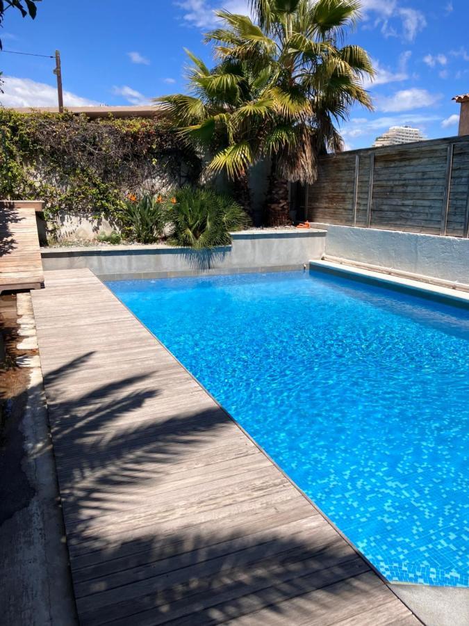 2 Pieces Rez-De-Jardin Dans Maison Avec Piscine Villeneuve-Loubet Kültér fotó