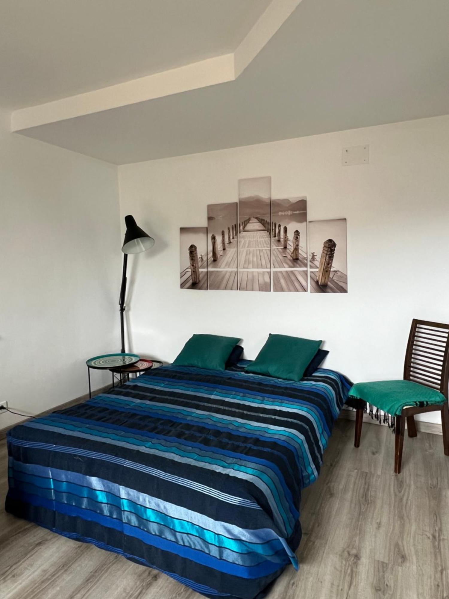 2 Pieces Rez-De-Jardin Dans Maison Avec Piscine Villeneuve-Loubet Kültér fotó